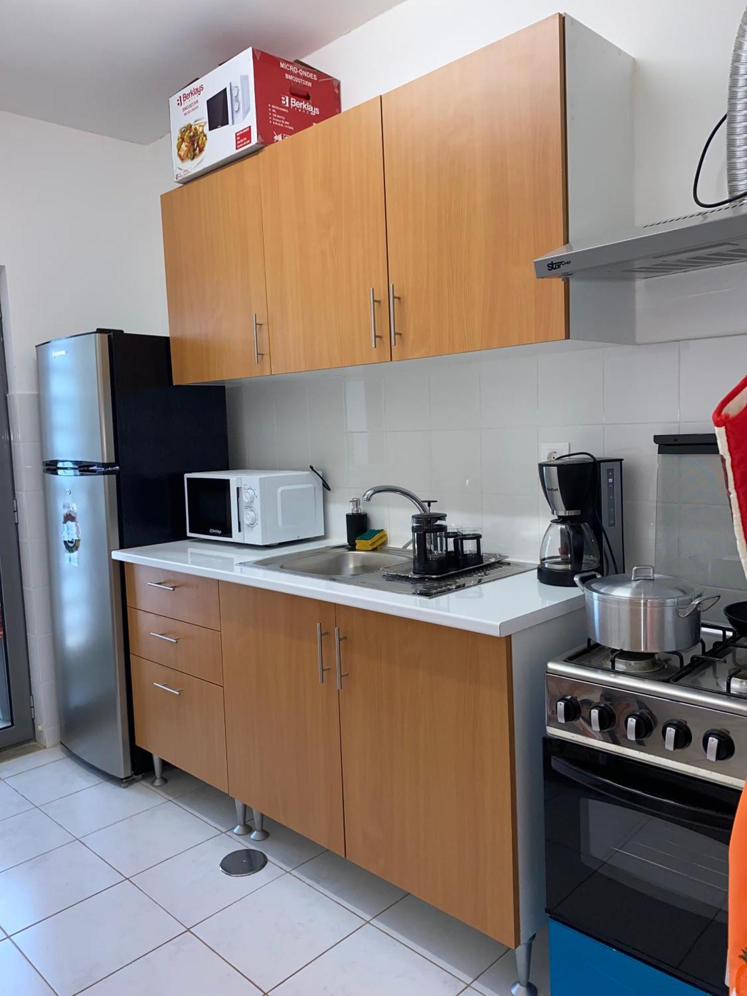 Apartamento T2 Equipado E Aconchegante. Прая Екстериор снимка