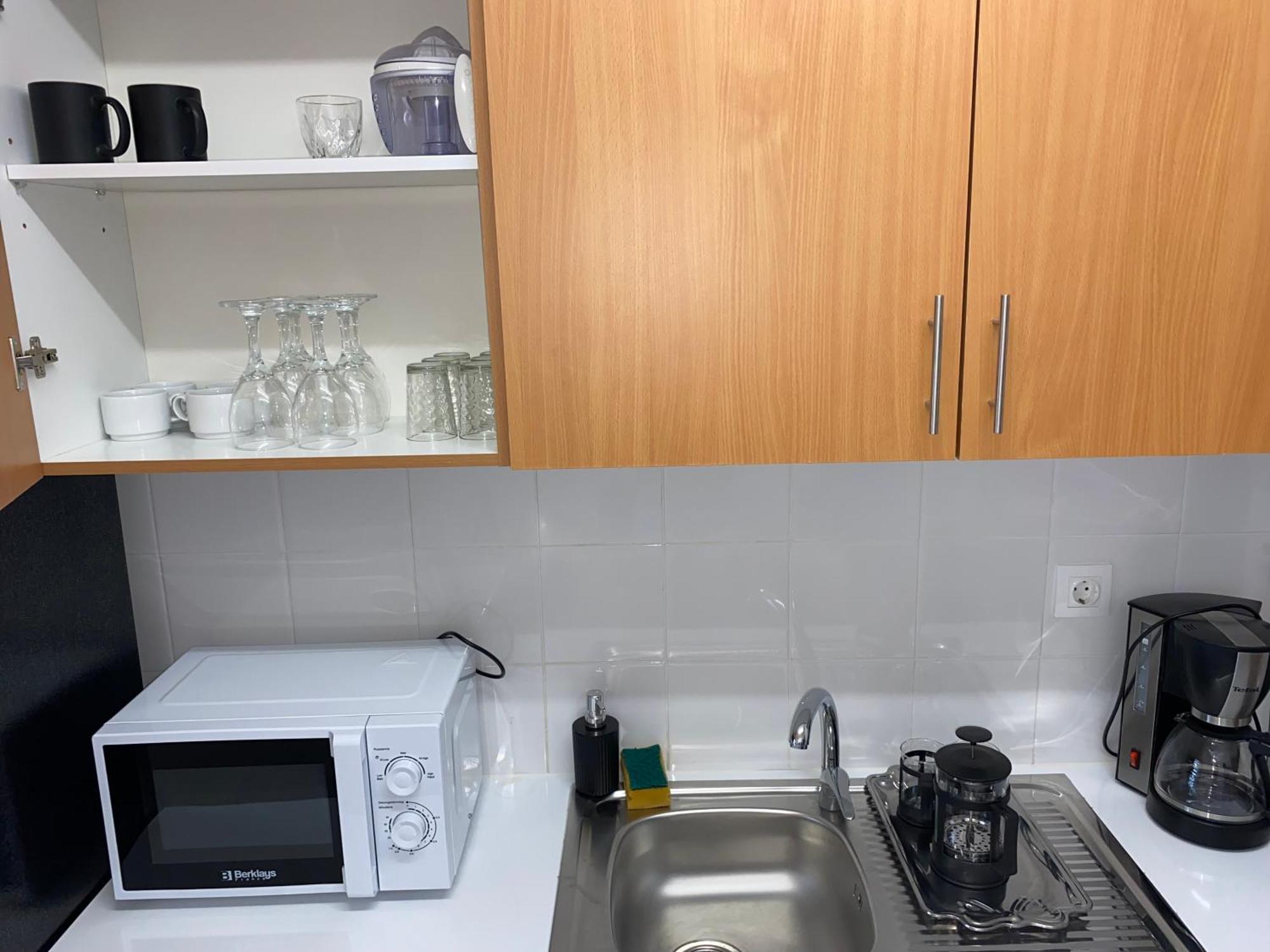 Apartamento T2 Equipado E Aconchegante. Прая Екстериор снимка